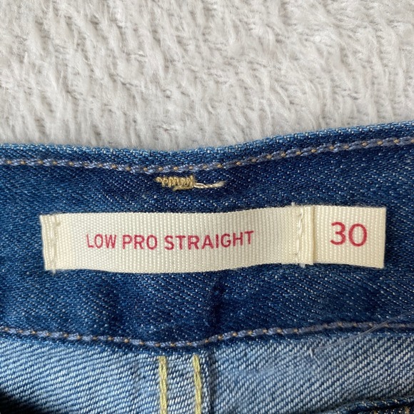 Levi's Low Pro Straight Leg Jeans Women 30x30 (33x30) Medium Wash NWT IRREGULAR - Picture 9 of 14